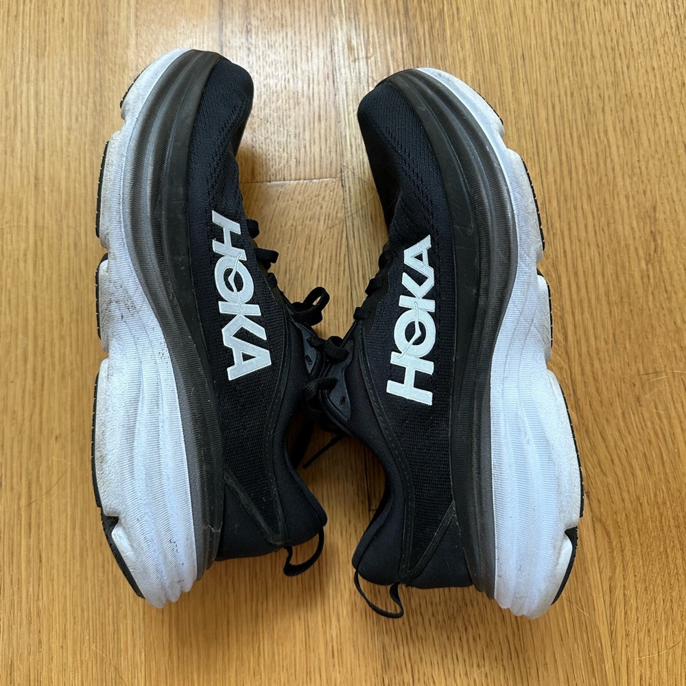 Hoka One One Bondi 8 Women’s 8.5 (wide)